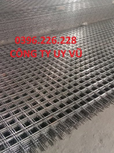 Lưới sắt hàn ô vuông dây 4 ô 200*200 dùng đổ nền , đổ bê tông, đổ móng, cột dạng cuộn và dạng tấm1