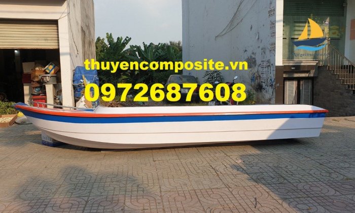 Sản xuất xuồng nhựa composite, ghe, thuyền composite, cano cứu hộ tại Quảng Trị0