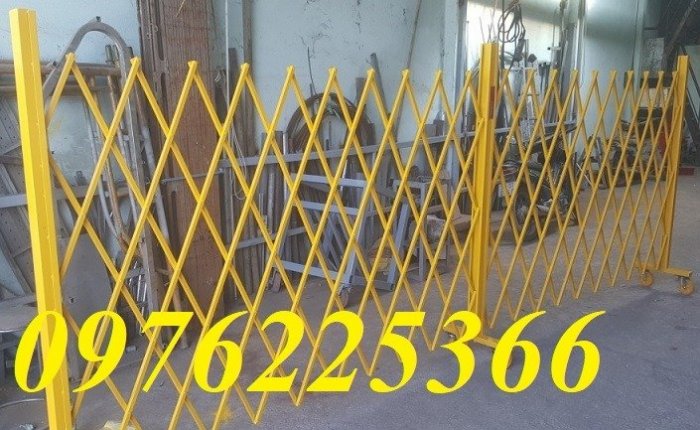 Cung cấp hàng rào xếp di động giá rẻ tại Hà Nội8