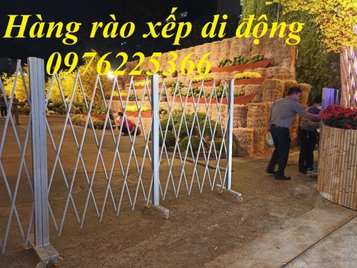 Cung cấp hàng rào xếp di động giá rẻ tại Hà Nội0