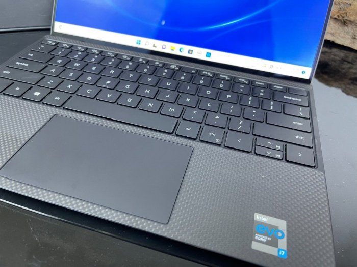 Chú cho Laptop Dell XPS 9310 Không dùng nên bán New100%0