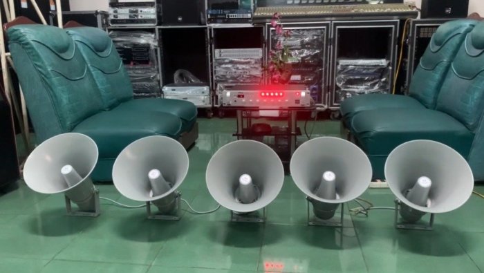 Loa phóng thanh lớn G7 Speaker P-013 phát xa đến 300m0