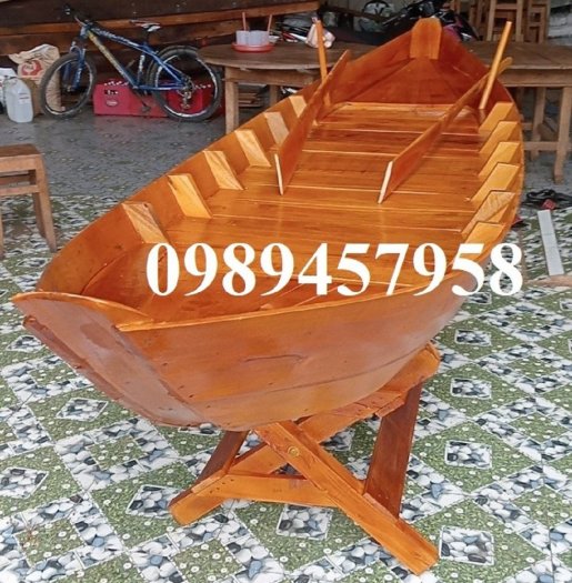 Mẫu thuyền gỗ trang trí, Thuyền gỗ chèo tay2