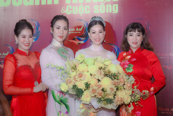 Combo SSlim định hình vòng eo thon từ Đại sứ Hoa hậu Nhân Ái Việt Nam Võ Thu Sương - 0938 39 59 39 10