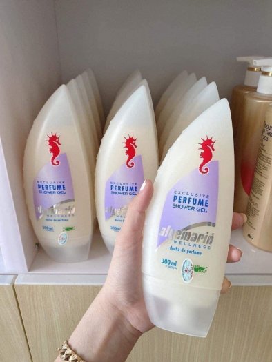 Loại sữa tắm thơm nhất Perfume Shower Gel  Chai 300ml