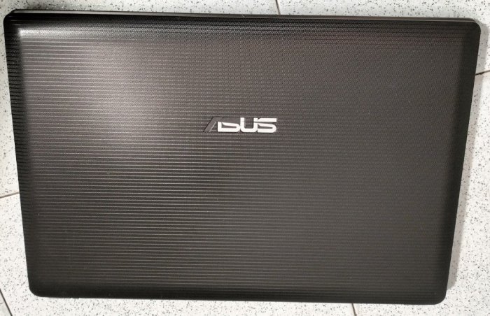 Laptop Asus core i30