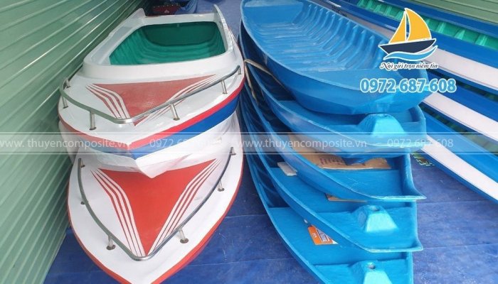 Gía thuyền câu composite, thuyền nhựa đánh cá, thuyền nhựa câu cá5