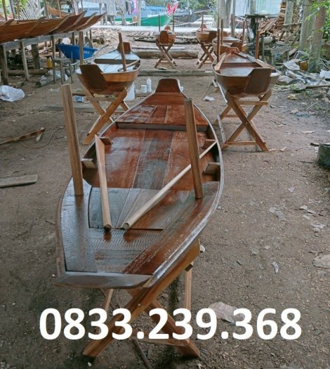 Xuồng gỗ 2m, 3m trưng bày hải sản5