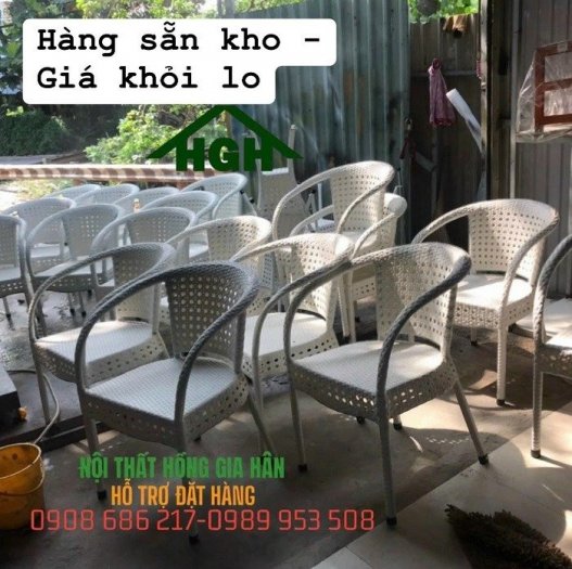 Bàn ghế cafe mây nhựa sân vườn Hồng Gia Hân M643