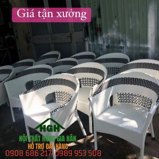 Bàn ghế cafe mây nhựa sân vườn Hồng Gia Hân M641