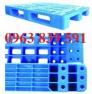 Bán pallet nhựa công nghiệp loại lớn kê hàng giá sĩ.
