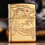 Zippo Armor khắc rồng vàng chìm mắt đỏ Z144