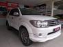 Bán xe gia đình Fortuner 2 cầu màu Trắng đời 2011