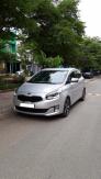 Nhà mình cần bán chiếc ôtô Kia Rondo đời 2015 số tự động máy dầu