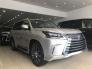 Bán Lexus LX570 xuất Mỹ ,sản xuất 2018 mới100% ,màu vàng,nội thất kem, bản đủ đồ ,xe giao ngay.