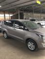 Bán Toyota INNOVA 2.0E màu nâu titan số sàn sản xuất T7/2018 biển Sài Gòn lăn bánh 2400km