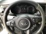 Bán Kia Rondo GAT 2.0AT màu trắng máy xăng số tự động sản xuất 2017 biển Sài Gòn mẫu mới