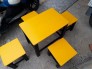 Thanh lý gấp bộ bàn ghế mặt vuông màu vàng chanh