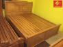 Giường ngủ kiểu hộp gỗ tự nhiên đẹp.