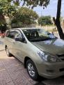 Bán gấp Toyota Innova 2006 số sàn. Xe màu vàng cát