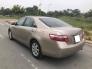 Cần bán xe Toyota Camry 2.4LE tự động đời 2007 màu nâu vàng
