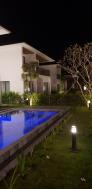 Bán căn hộ nội thất full, tiện nghi, sang trọng, cách biển 100m.