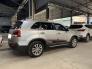 Bán Kia Sorento 2.4MT 2010, màu bạc, đúng chất, giá TL, hổ trợ góp