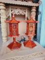 Cặp đèn thờ mái cong cao 48 cm gỗ hương