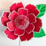 Chợ Hoa Giấy chuyên cung cấp các loại hoa được làm tỉ mỉ từ giấy