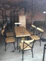 Bàn ghế gỗ chăn sắt dành cho các quán ăn gia đình và quán nhậu