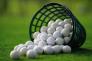 Giỏ đựng bóng golf bằng nhựa cao cấp.