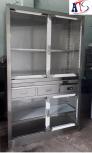 Tủ inox dụng cụ y tế