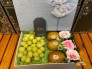 Hộp hoa quả tình yêu mix nho kiwi hoa hồng - FSNK192