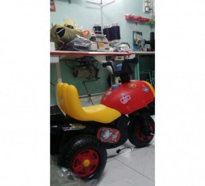 Xe moto 3 cho bé