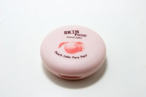 Phấn nén đào Peach Sake Pore Pact skinfood 9gr
