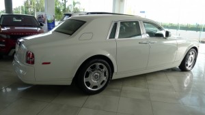 RR Phantom 2013 màu trắng nhập khẩu Mỹ