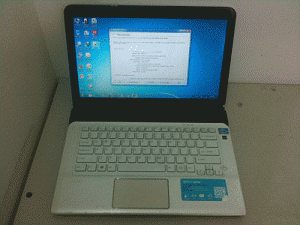 Laptop Sony sve14125cxw core i5 ivy