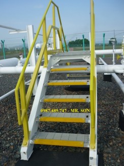 Tấm ốp mép gờ bậc thang