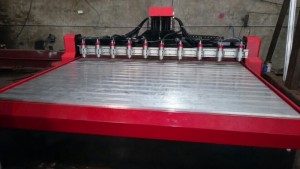 Máy đục vi tính nhiều đầu giá tốt tại Bình Dương