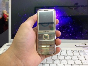 Nokia 6700 Gold nguyên con đẹp like new 99%