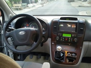 Cần bán xe Kia Carnival GS 2010