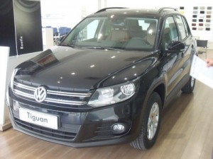 Volkswagen New Tiguan 2.0L TSI nhiều màu để lựa chọn