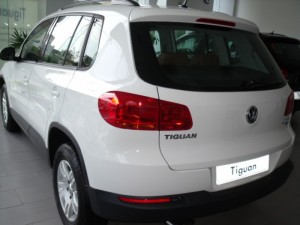 Volkswagen New Tiguan 2.0L TSI trắng