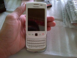 Bán điện thoại BlackBerry 9800