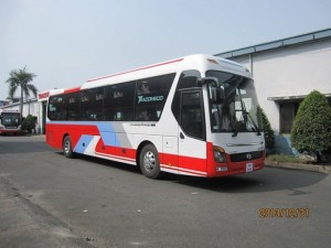Xe Giường Nằm 3 Cục Thủ Đức Tracomeco máy lạnh mới, đèn trần mới siêu đẹp