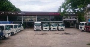 Xe tải 5 chân Hyundai HD360, 20 tấn giá tốt nhất thị trường