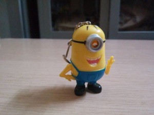 Sỉ - lẻ móc khóa minion biết nói I LOVE YOU