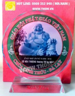 Cơ sở sản xuất cúp pha lê kỉ niệm 20 tháng 11