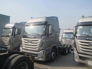 Xe Hyunhdai Xcient