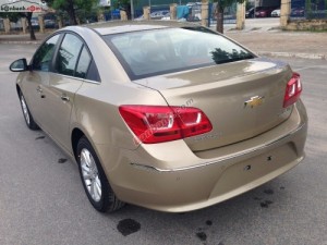 Xe Chevrole Cruze